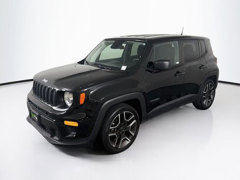Used 2021 Jeep Renegade Sport FWD image 3