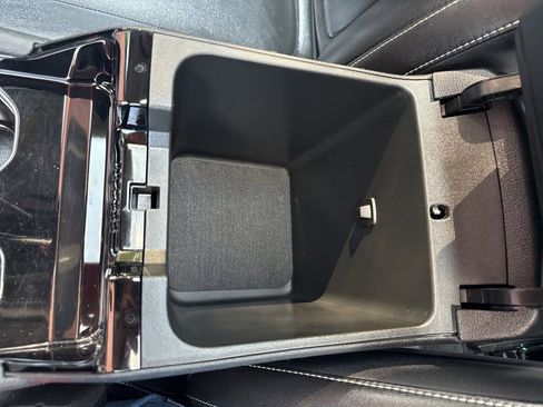 Used 2022 Jeep Grand Cherokee L Limited image 20