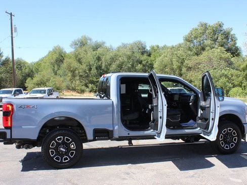 Used 2025 Ford F350 Platinum AWD/4WD image 19