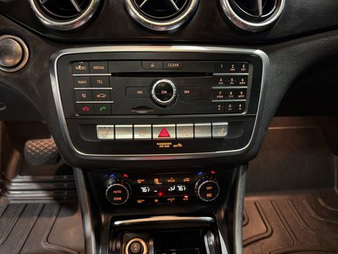 Used 2019 Mercedes-Benz CLA 250 image 18
