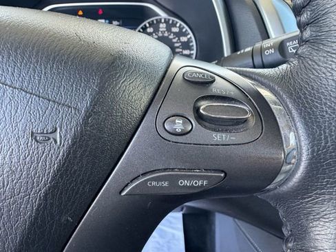 Used 2023 Nissan Murano SL w/ SL Moonroof Package image 16