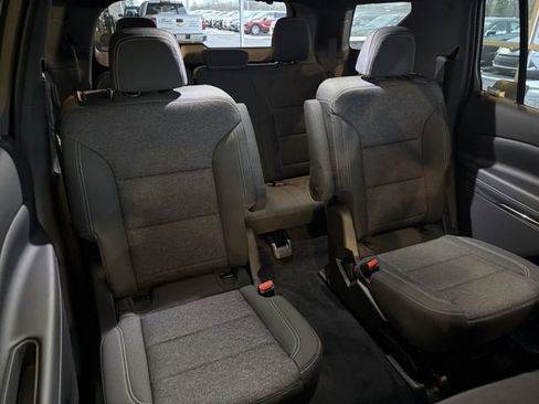 New 2026 Chevrolet Traverse LT w/ Midnight/Sport Edition FWD image 18