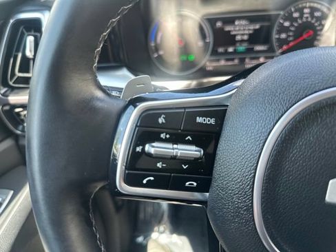 Used 2023 Kia Sorento EX AWD/4WD image 25