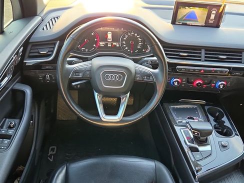 Used 2019 Audi Q7 3.0T Premium w/ Convenience Package AWD/4WD image 12