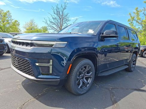 New 2026 Jeep Grand Wagoneer L Limited AWD/4WD image 2