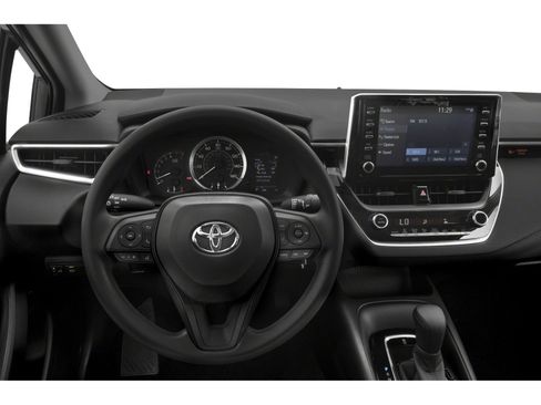 Used 2022 Toyota Corolla LE image 5