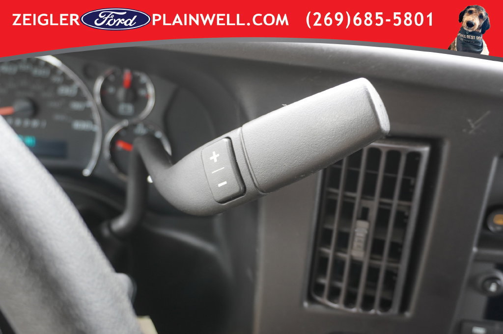 Used 2025 GMC Savana 2500 w/ Driver Convenience Package RWD image 21