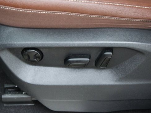 Certified 2022 Volkswagen Atlas SE image 10