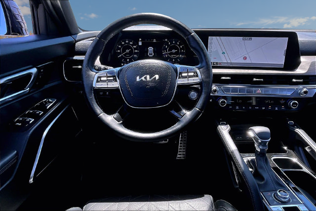 Used 2025 Kia Telluride SX X-Line AWD/4WD image 8