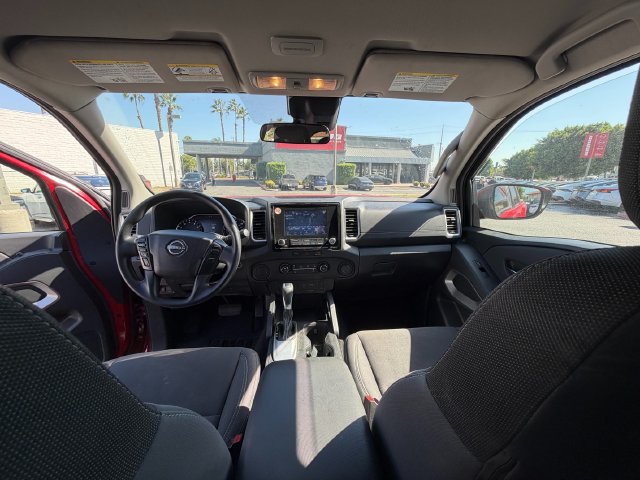 Used 2024 Nissan Frontier SV RWD image 29
