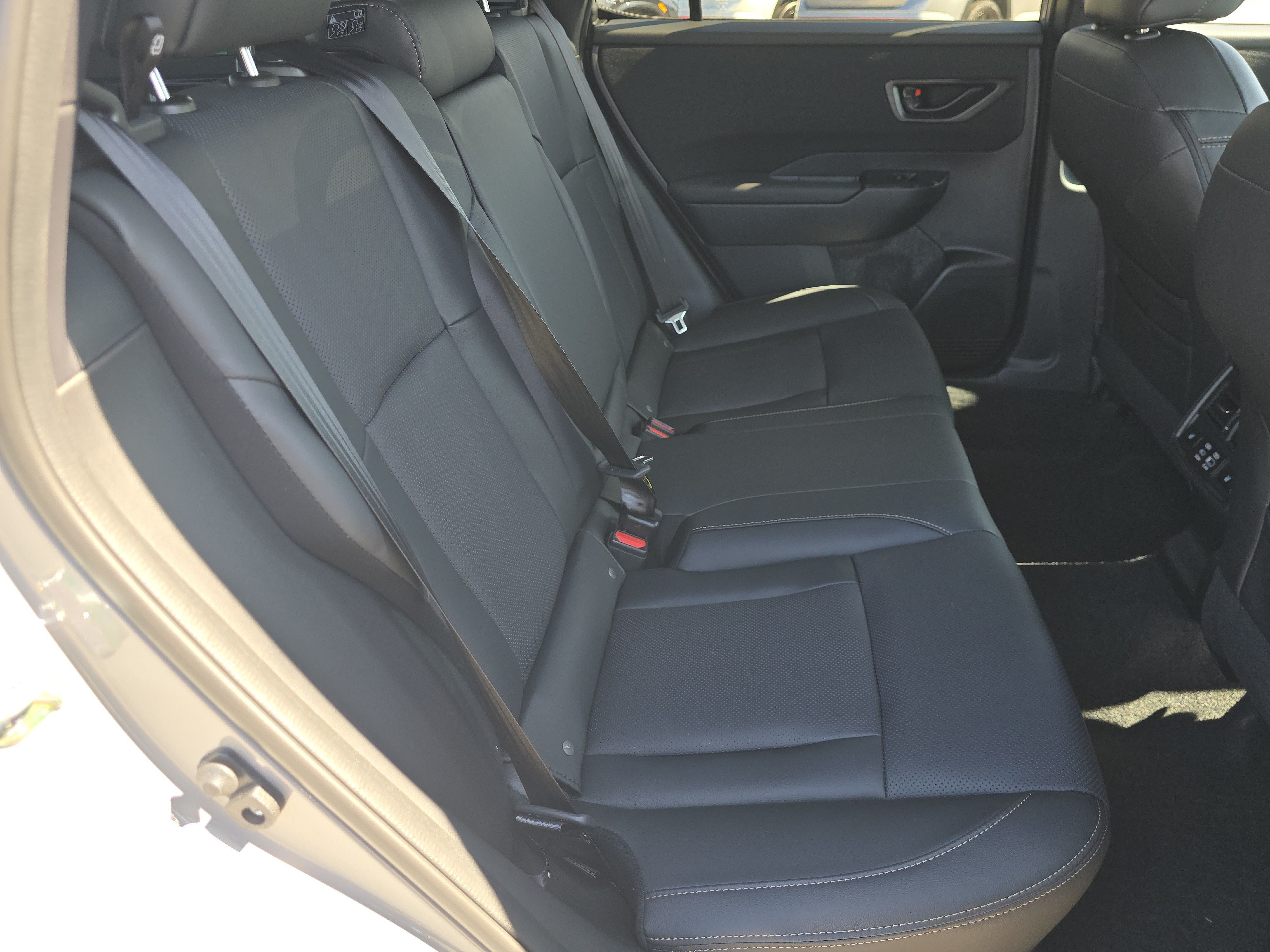 New 2026 Subaru Outback Limited AWD/4WD image 18