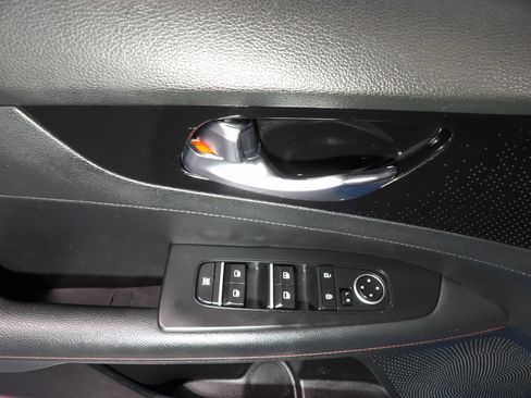 Used 2023 Kia Forte GT FWD image 8