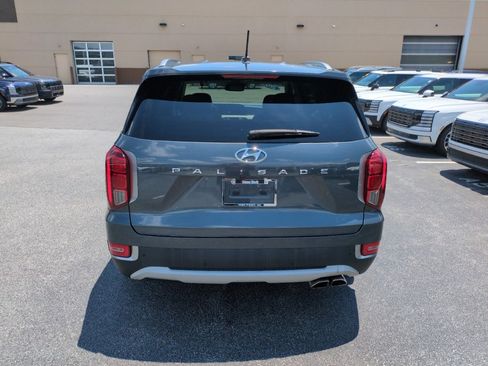 Used 2020 Hyundai Palisade SEL w/ Premium Package FWD image 6