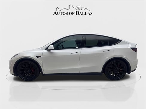 Used 2022 Tesla Model Y Performance image 5