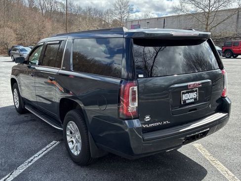 Used 2020 GMC Yukon XL SLT w/ Open Road Package image 2