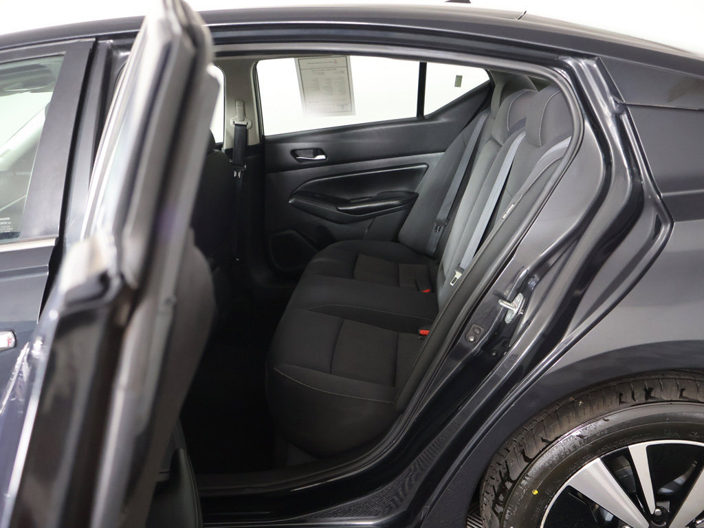 Used 2022 Nissan Altima 2.5 SV FWD image 26