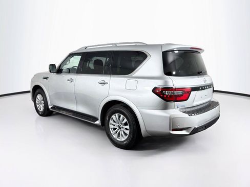 Used 2024 Nissan Armada SV AWD/4WD image 9