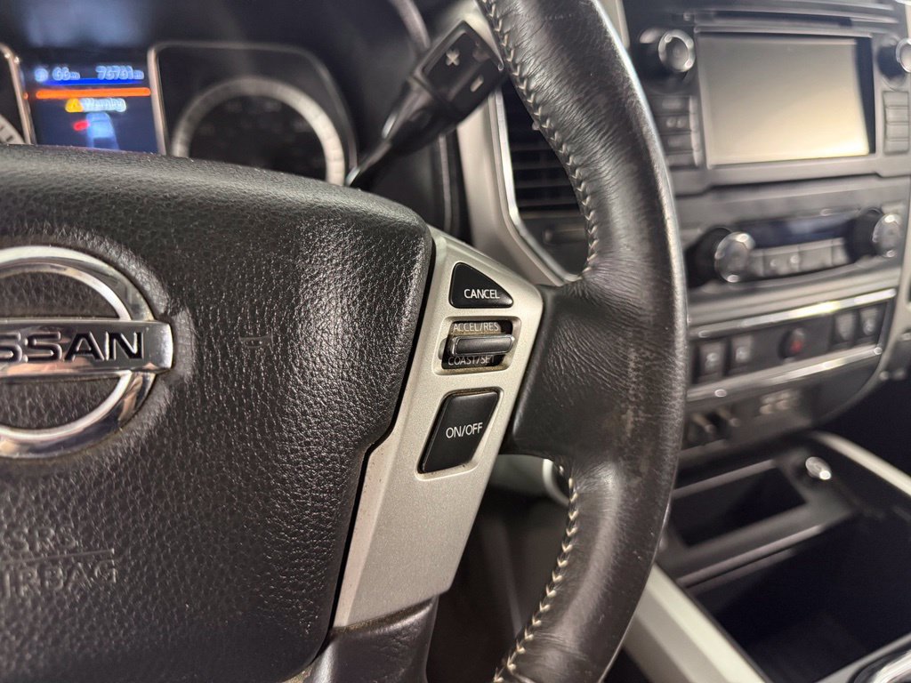 Used 2019 Nissan Titan PRO-4X w/ Pro-4x Convenience Package AWD/4WD image 13