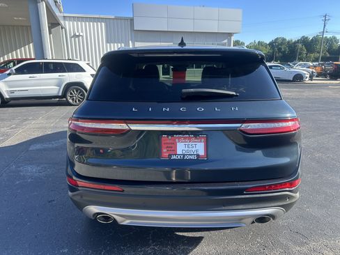 Used 2021 Lincoln Corsair Reserve w/ Equipment Group 201A FWD image 6