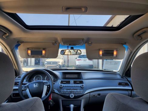 Used 2009 Honda Accord EX image 35