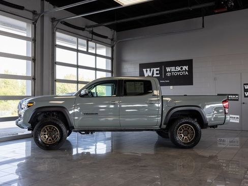 Used 2023 Toyota Tacoma w/ Trail Edition image 1