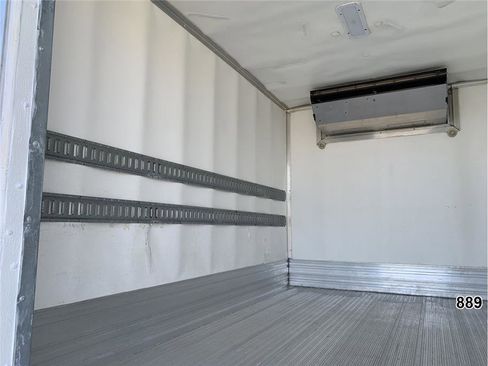 Used 2020 Ford F550 2WD Regular Cab Super Duty image 10