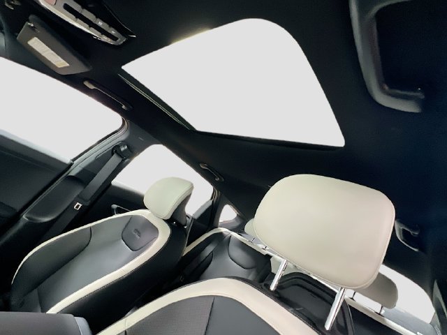 New 2025 Kia K4 EX w/ GT-Line Premium Package FWD image 23