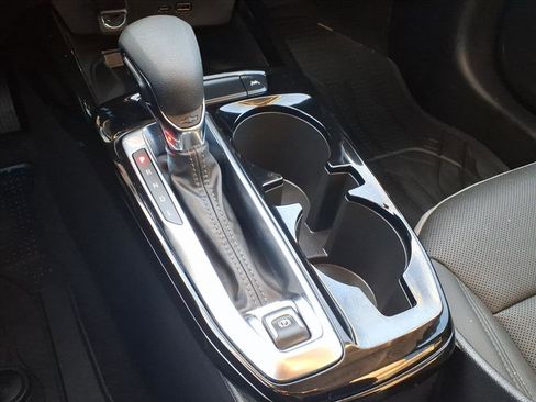 Certified 2024 Chevrolet Trax ACTIV w/ Sunroof Package image 13