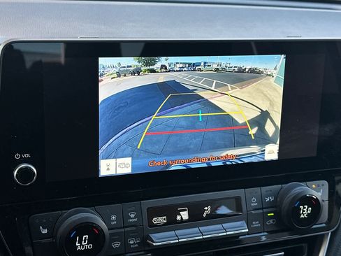 Used 2025 Toyota Grand Highlander AWD Hybrid image 22