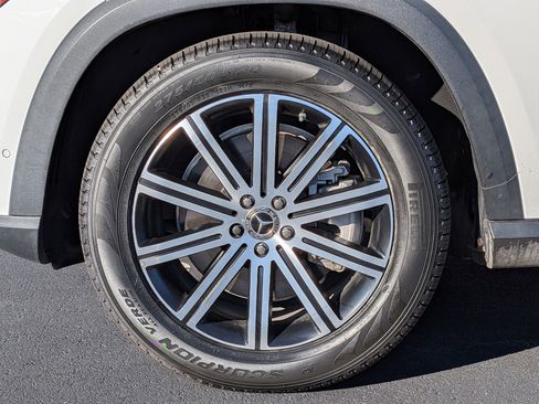 Certified 2024 Mercedes-Benz GLE 450 4MATIC image 13