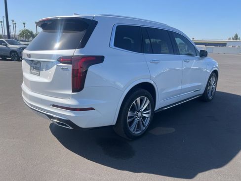 Certified 2024 Cadillac XT6 Premium Luxury FWD image 4