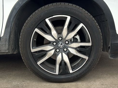 Used 2020 Honda Pilot Touring image 32