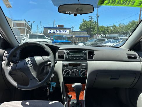 Used 2005 Toyota Corolla CE image 13