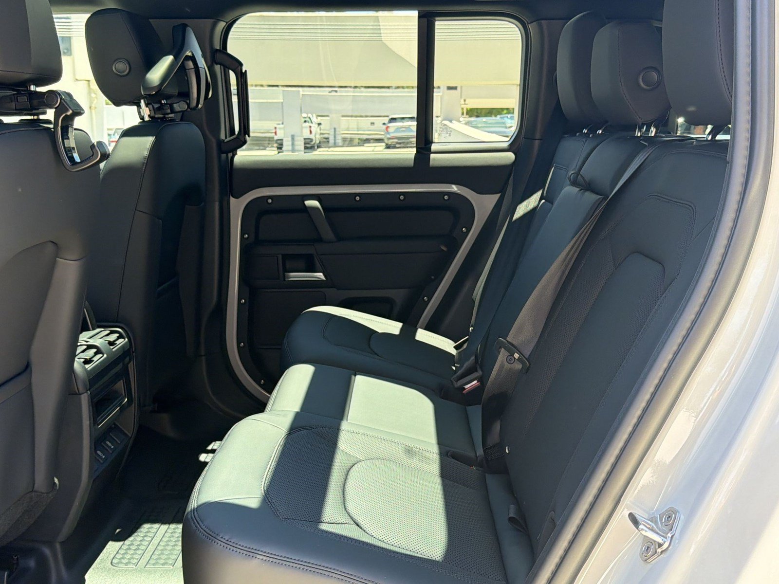 New 2026 Land Rover Defender 110 S AWD/4WD image 24