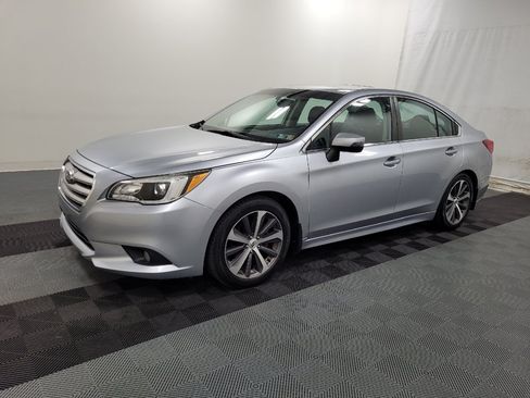 Used 2016 Subaru Legacy 2.5i Limited AWD/4WD image 2