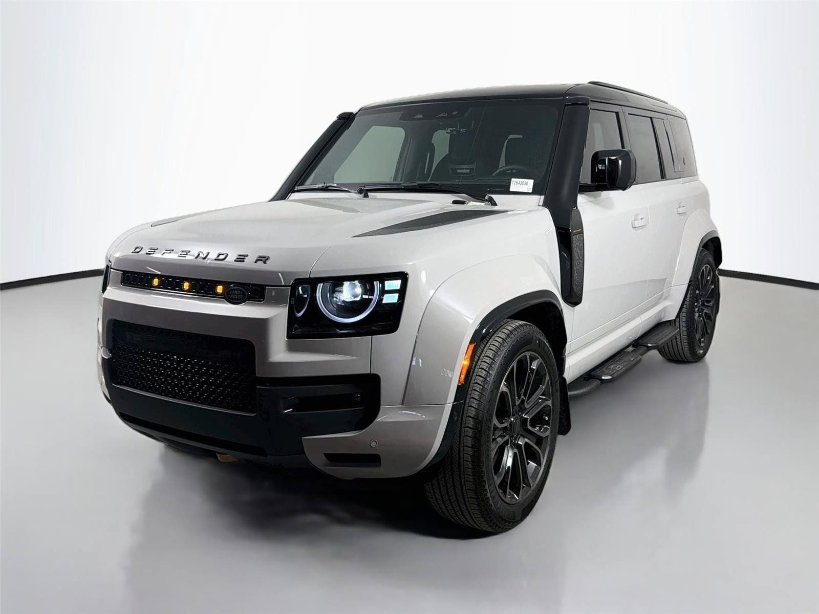New 2026 Land Rover Defender 110 OCTA AWD/4WD image 1