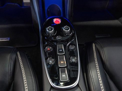 Used 2022 McLaren GT image 12
