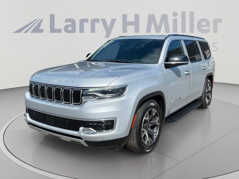 Used 2024 Jeep Wagoneer Series III AWD/4WD image 1
