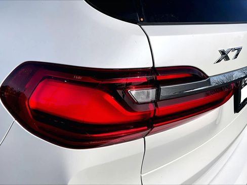 Used 2020 BMW X7 xDrive40i w/ Premium Package image 28