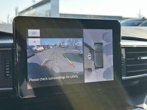 Certified 2023 Ford Explorer ST-Line image 22