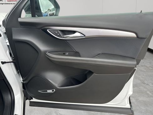 Used 2025 Buick Envision Sport Touring image 13