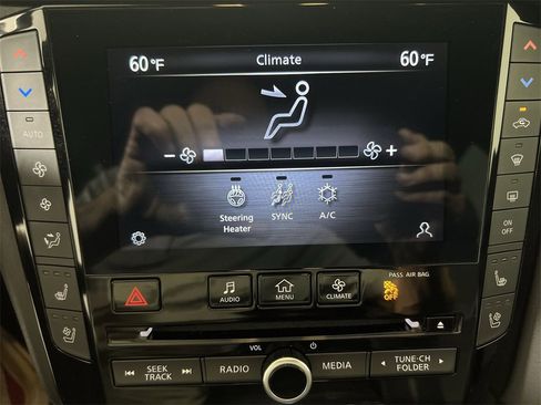 Used 2023 INFINITI QX50 Sport image 17