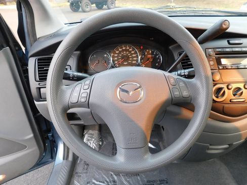 Used 2004 MAZDA MPV LX FWD image 10