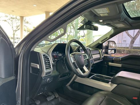 Used 2017 Ford F250 Lariat w/ Lariat Ultimate Package image 6