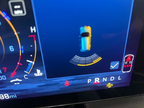 Used 2025 Chevrolet Equinox LT image 61