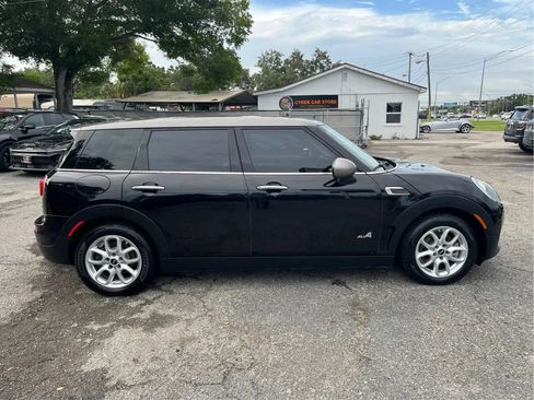 Used 2017 MINI Cooper Clubman ALL4 AWD/4WD image 4
