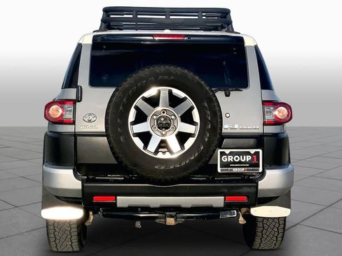 Used 2014 Toyota FJ Cruiser 4WD w/ Convenience Package image 5