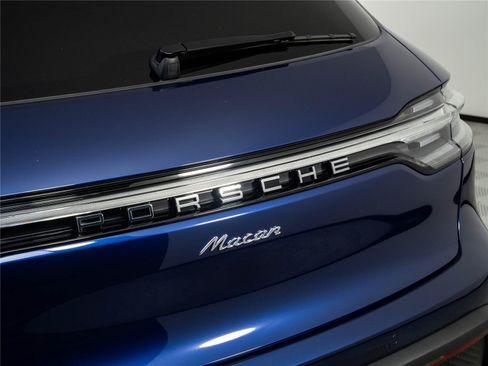New 2026 Porsche Macan Turbo AWD/4WD image 38