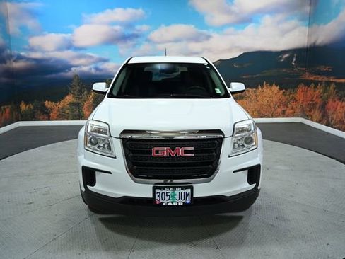 Used 2017 GMC Terrain SLE image 2