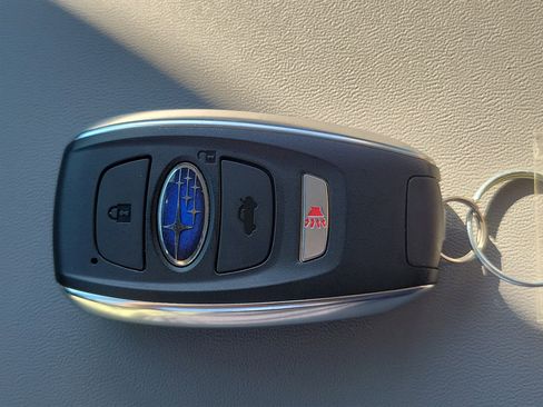 Certified 2025 Subaru Legacy Limited image 32